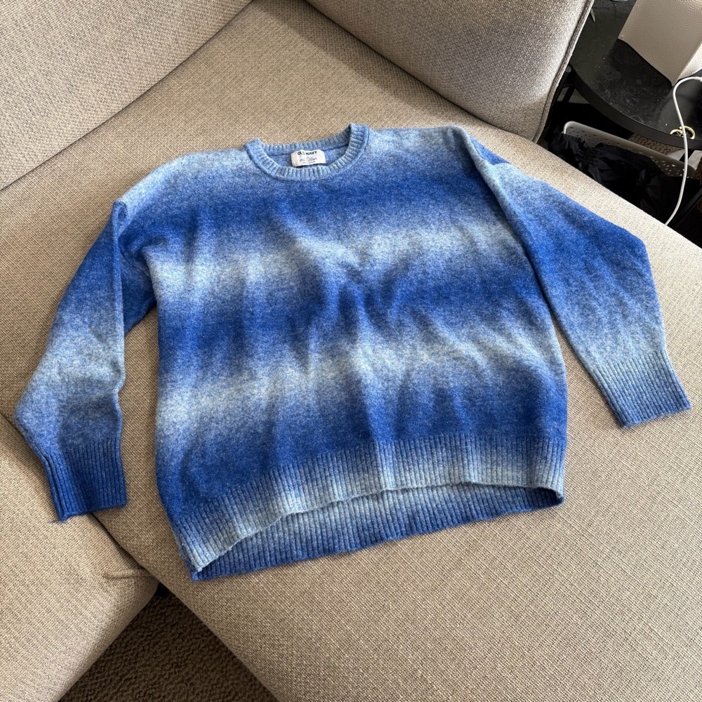 Old Navy Blue Ombre Crewneck Sweater